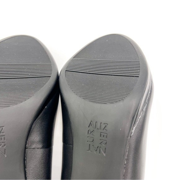 Naturalizer Womens Size 7 Michelle Classic Black Leather Heels Pumps Shoes - Picture 12 of 16